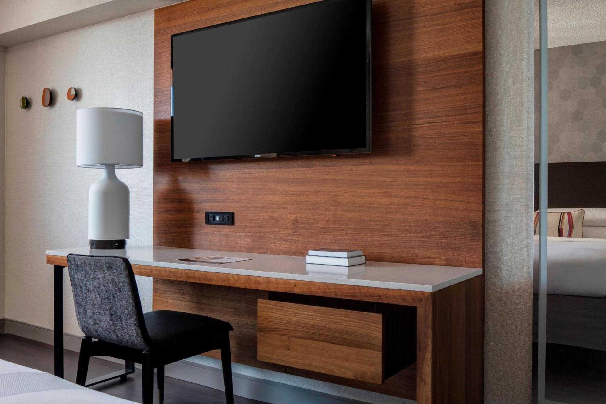 Standard King Room