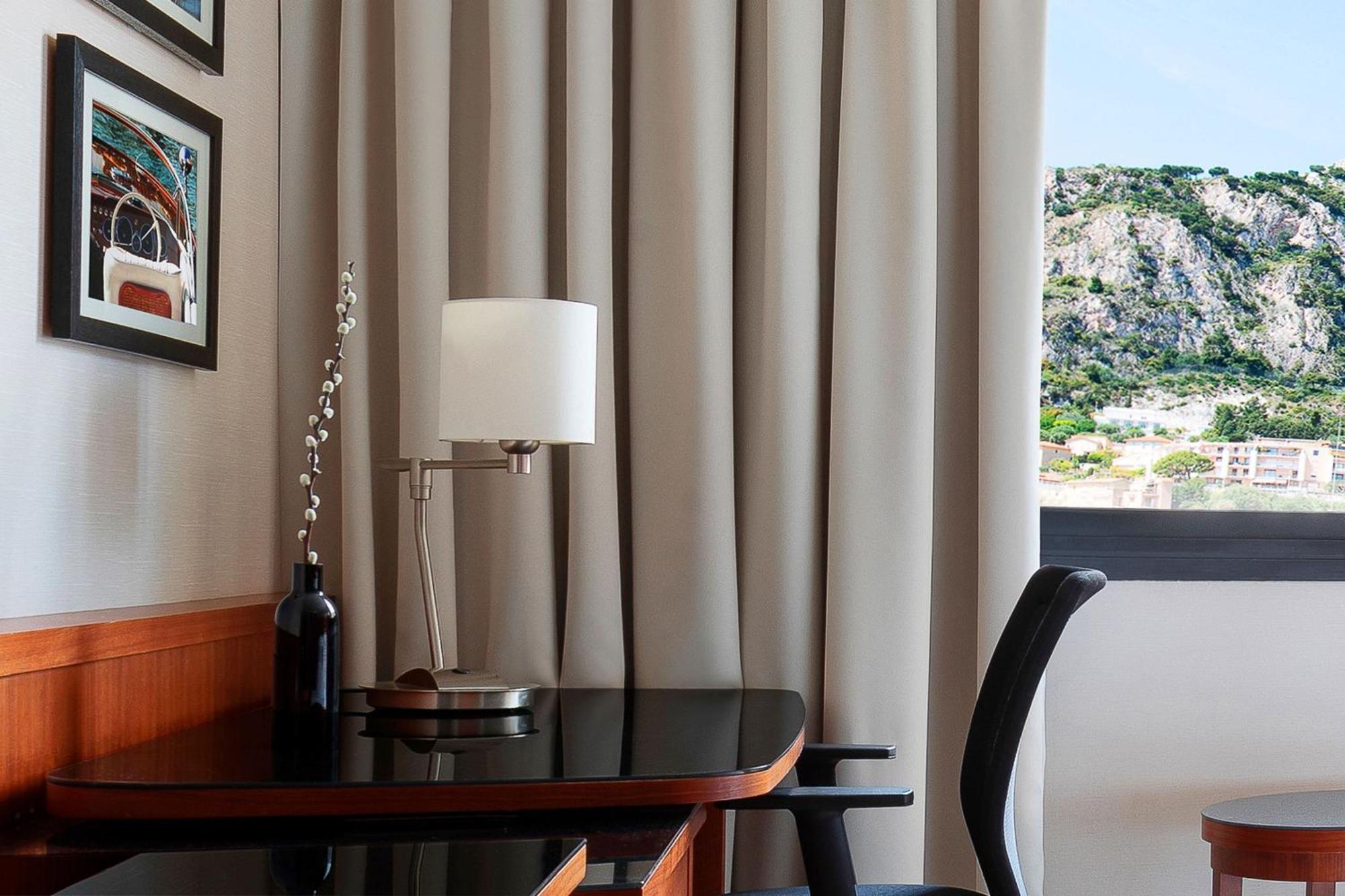 Double Room Mountain View