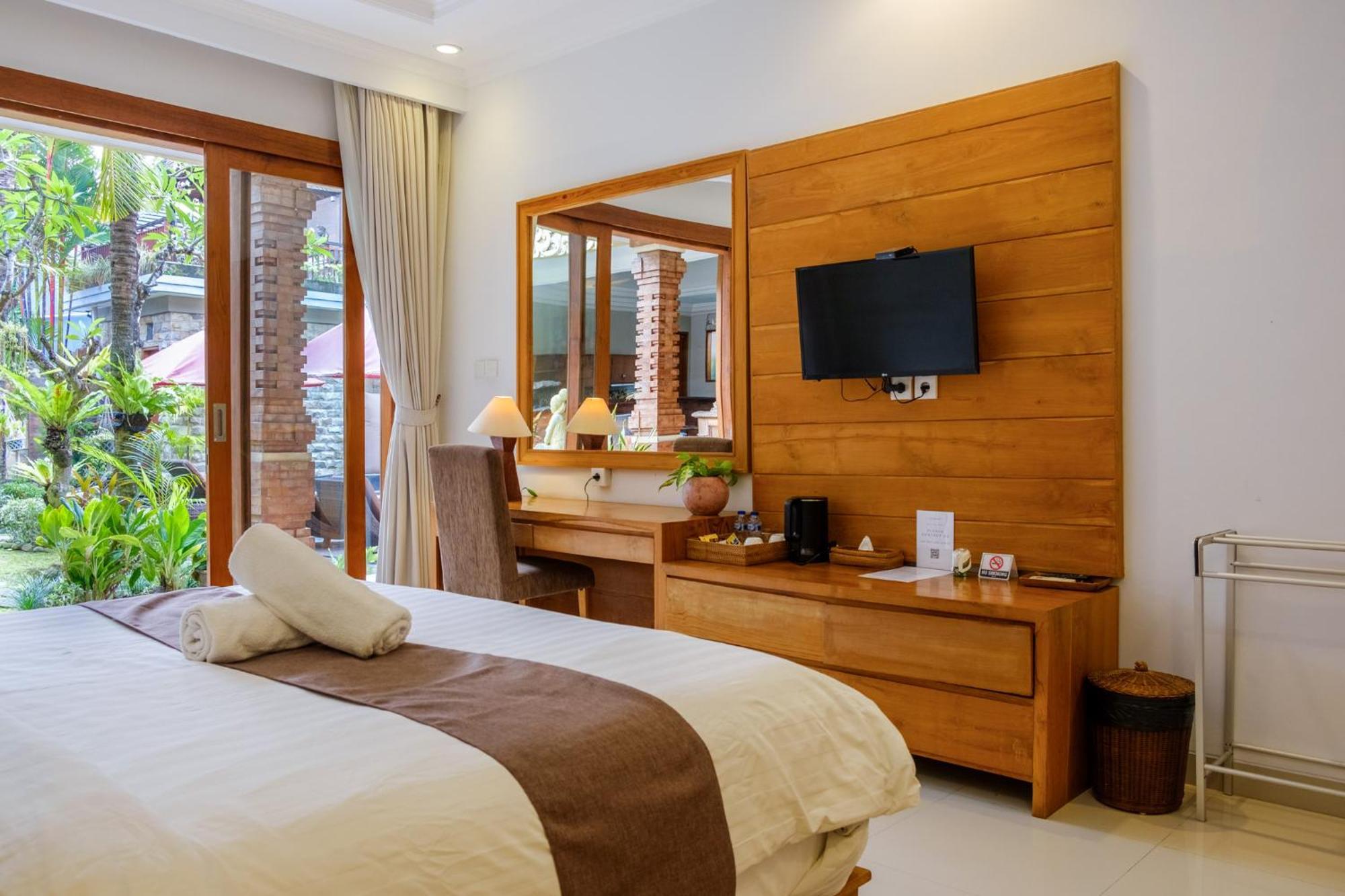 Deluxe Double or Twin Room Garden View