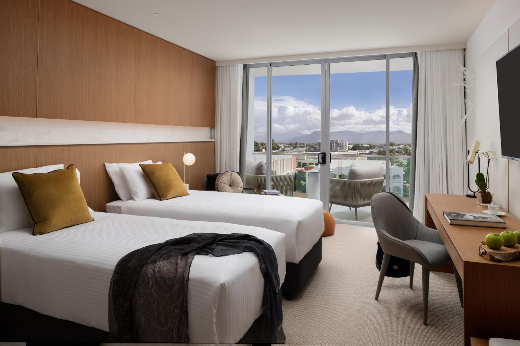Twin Room City View Urban