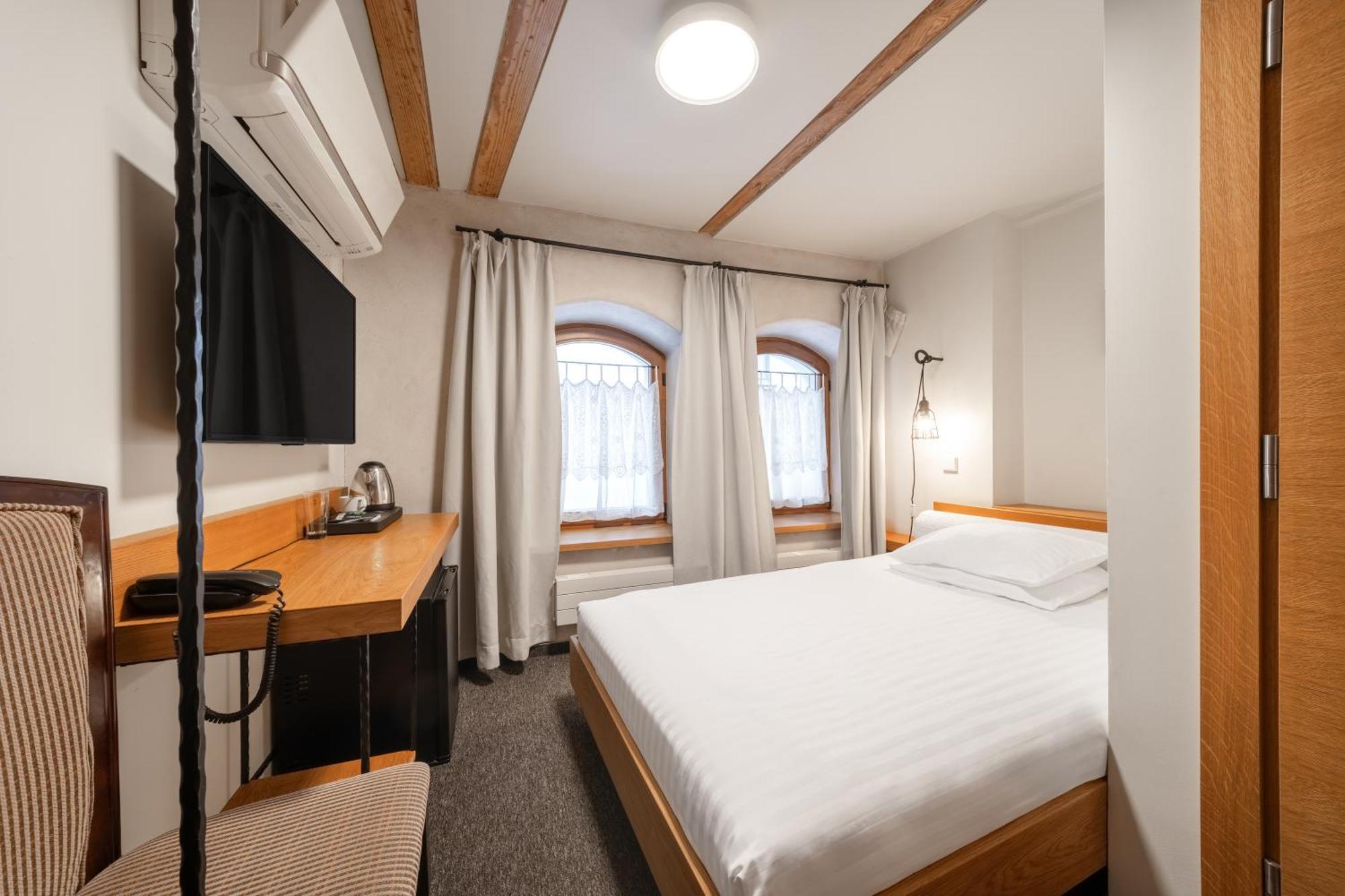 Heritage Single Room