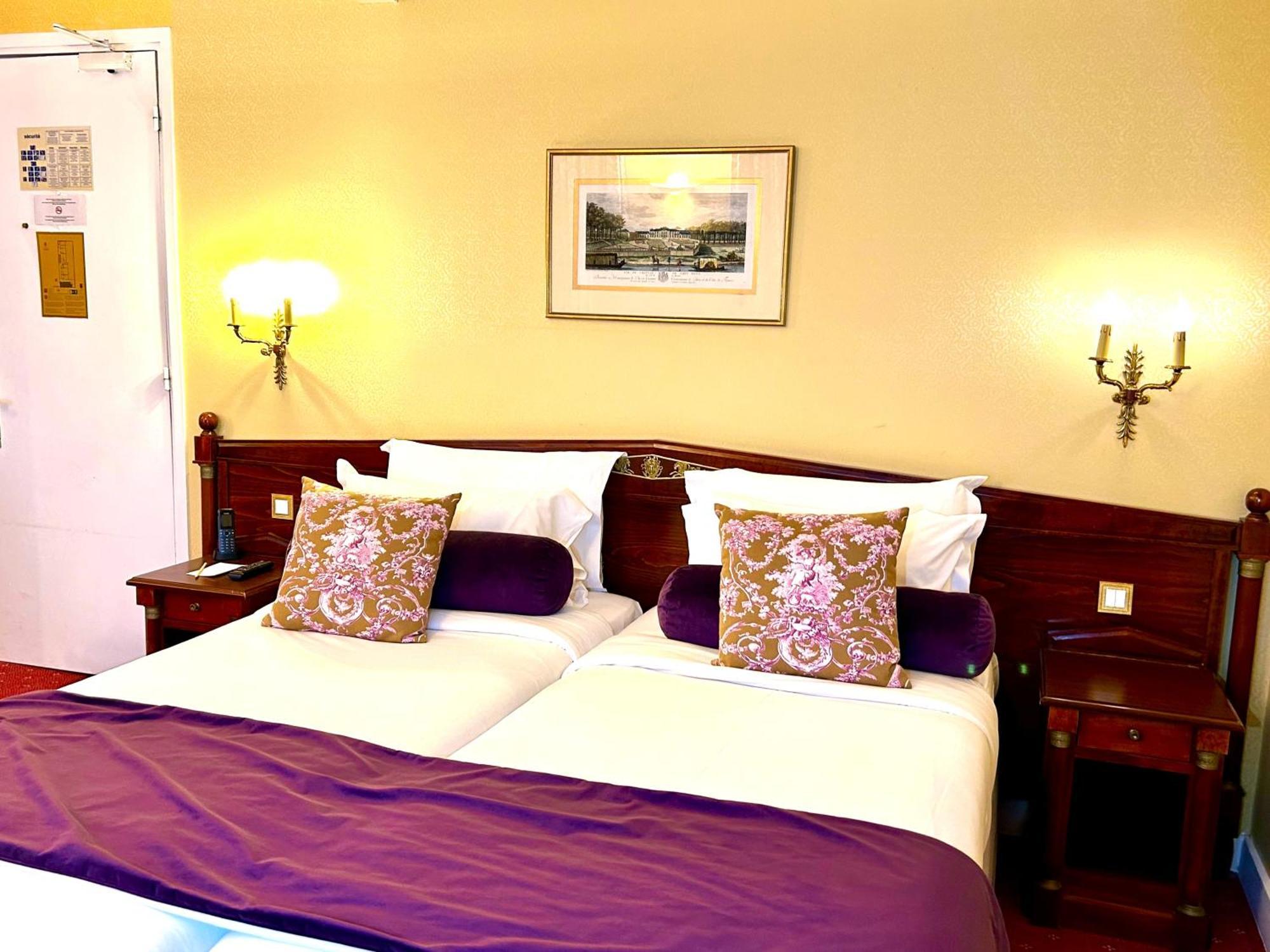 Deluxe Double or Twin Room