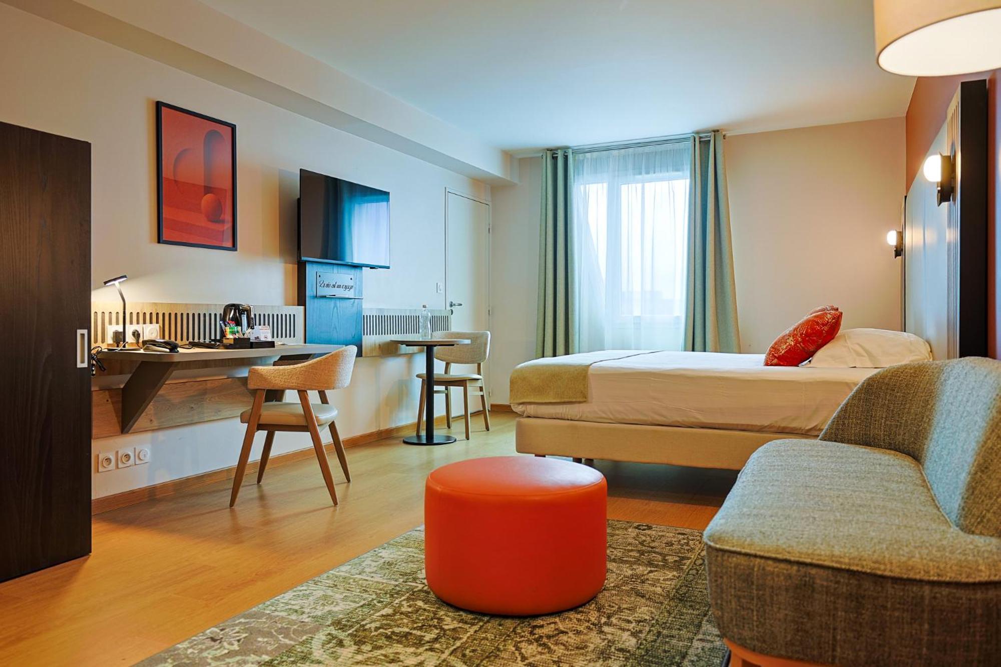 Executive Room