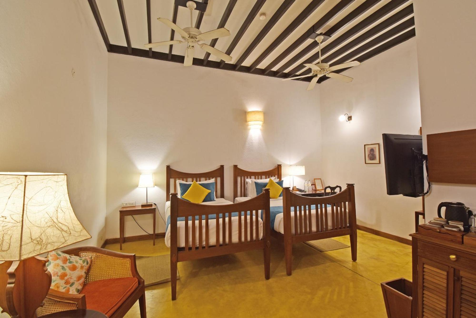 Deluxe Room complimentary guided heritage walk 400 PM – 600 PM