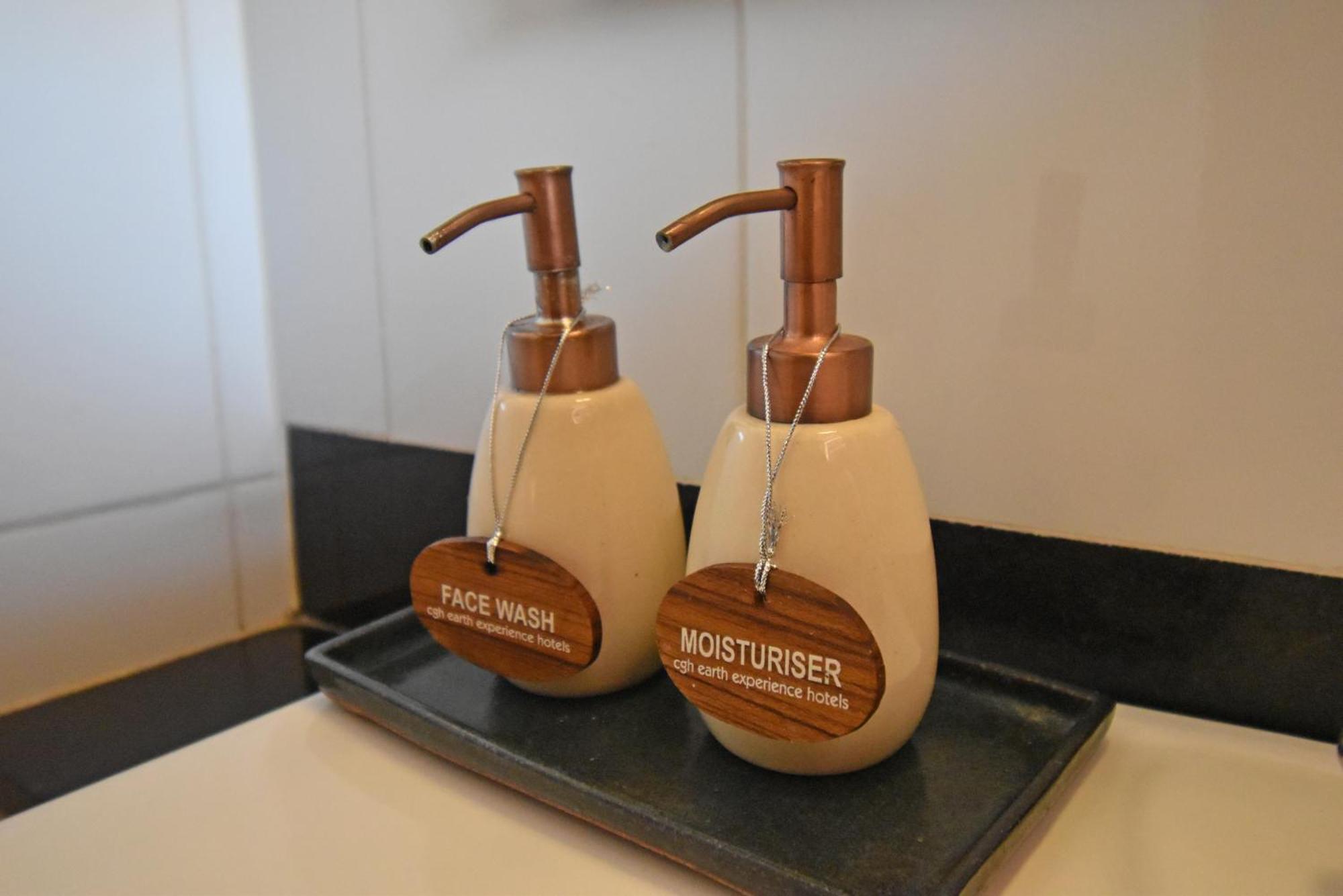 Standard Room complimentary guided heritage walk 400 PM – 600 PM