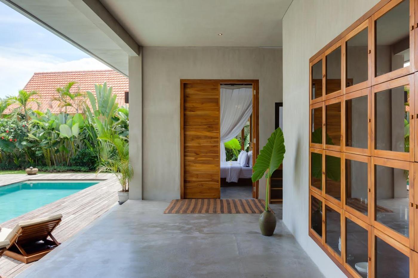 Executive Room Pool Access
