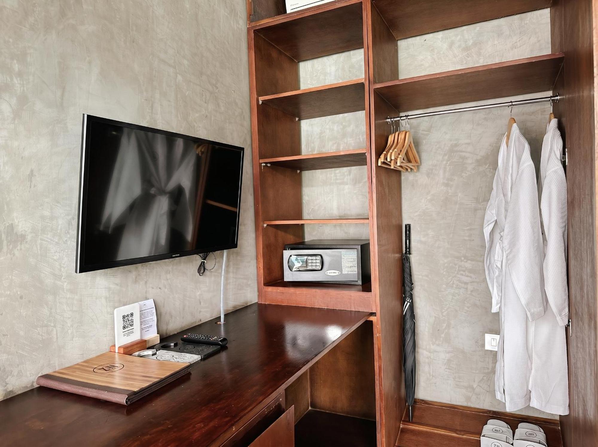 Executive Bungalow
