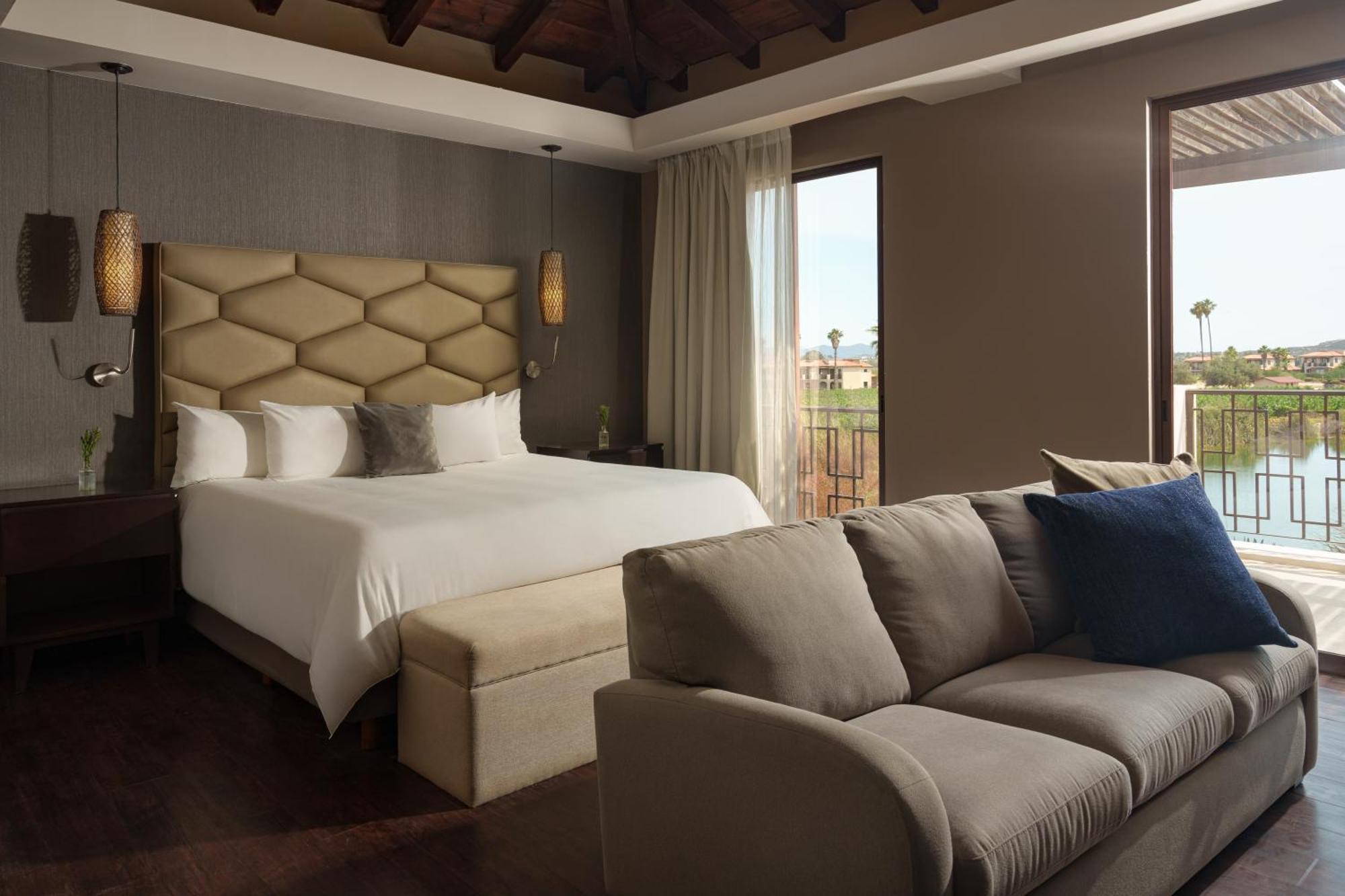 Junior Suite King Bed