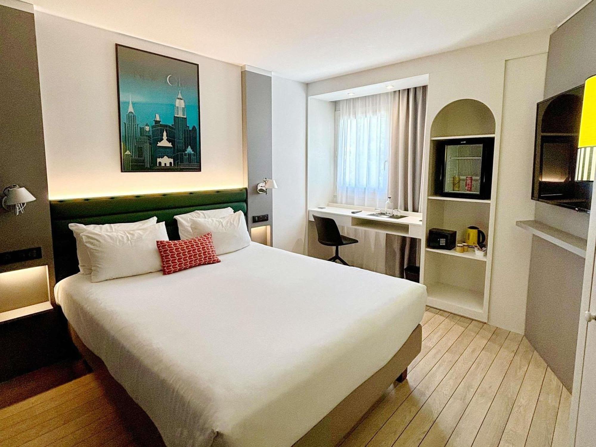 Classic Double Room