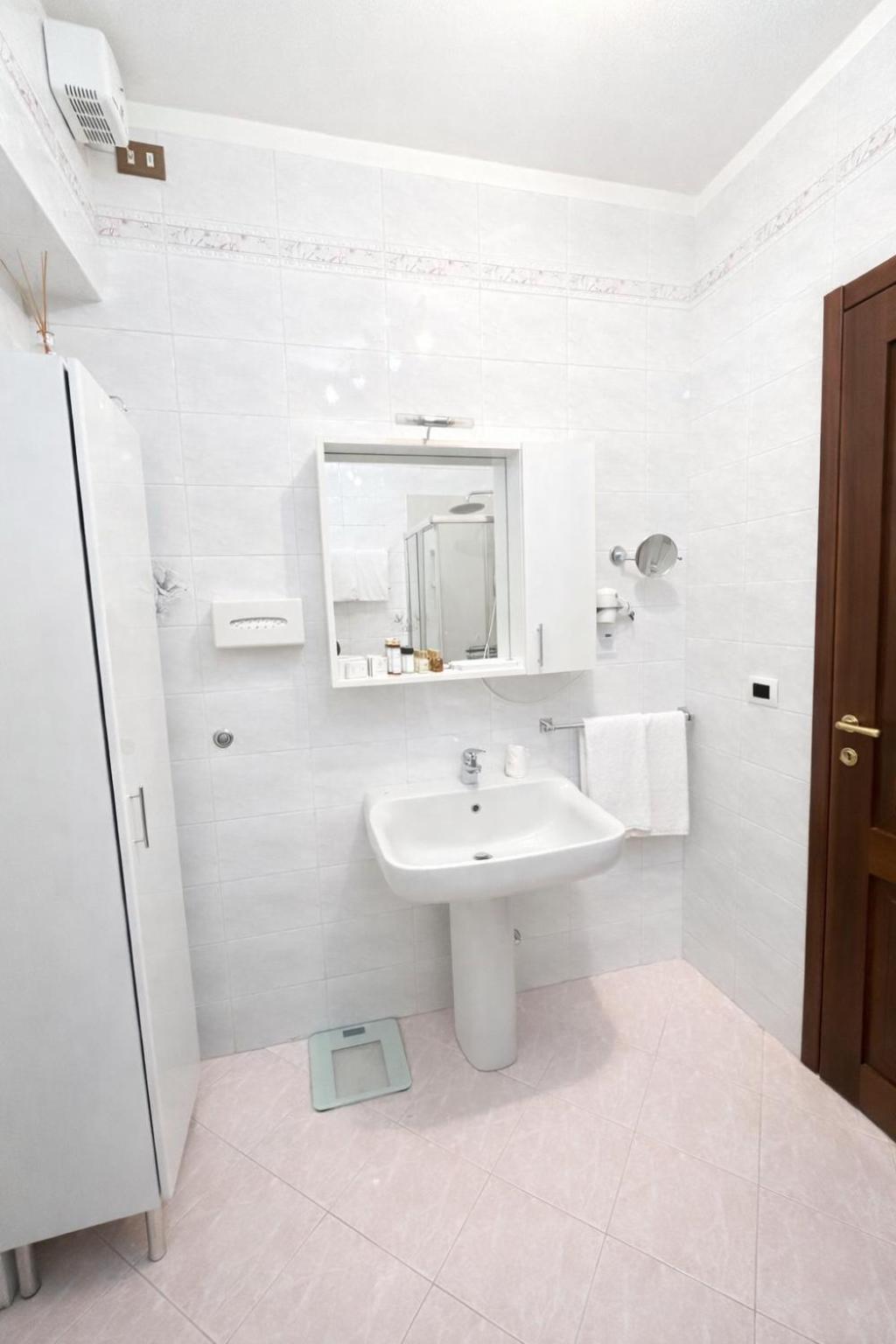 One-Bedroom Apartment Dependance