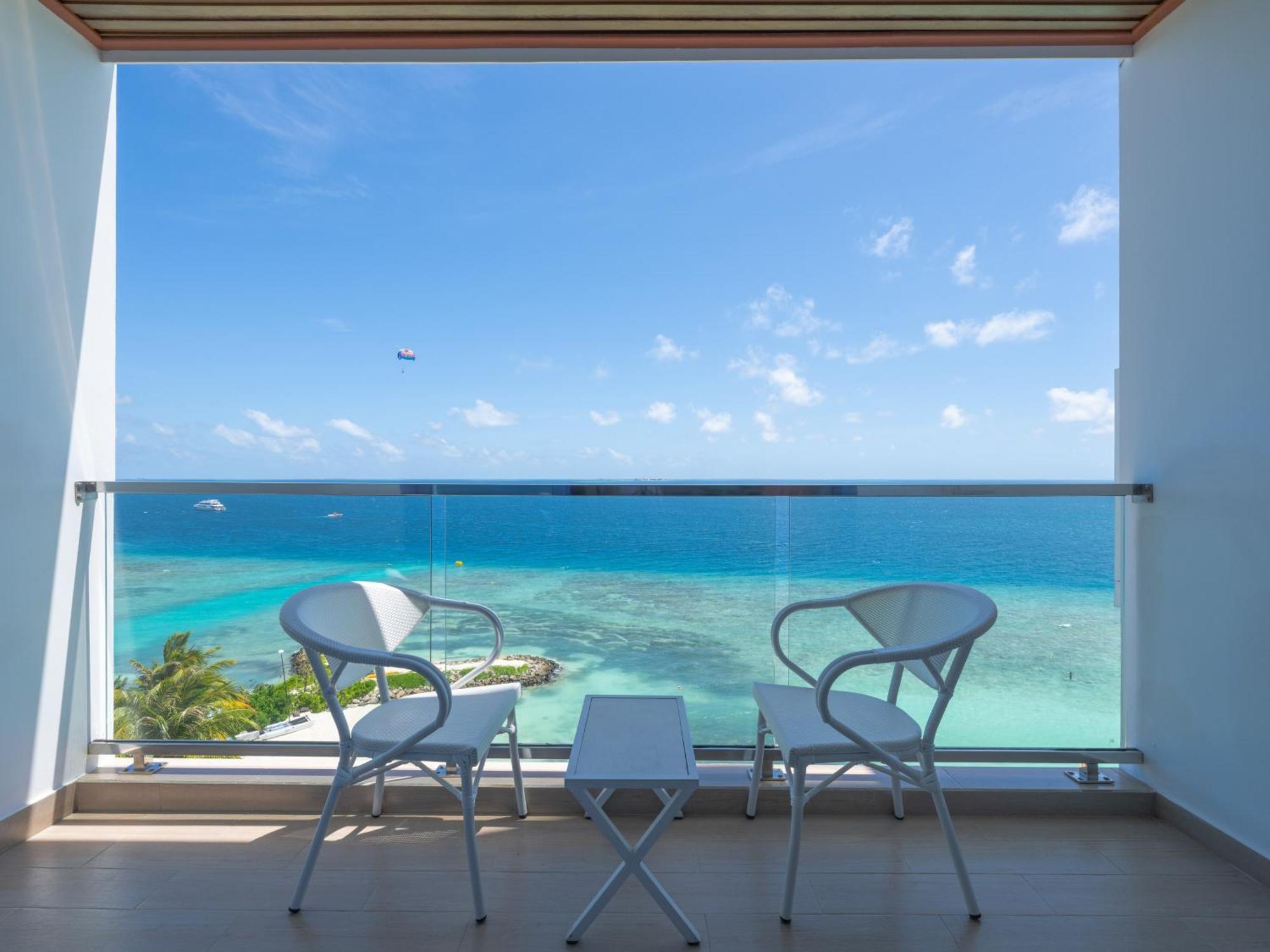 Deluxe Double Room Seaview Balcony