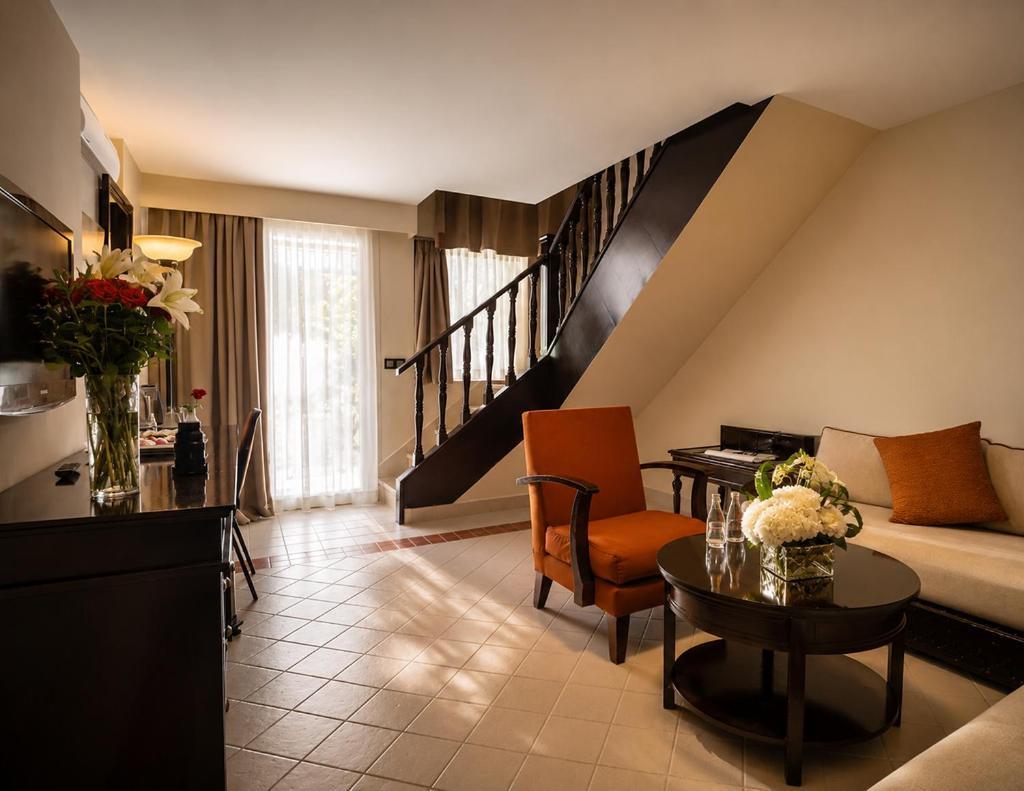 Duplex Room