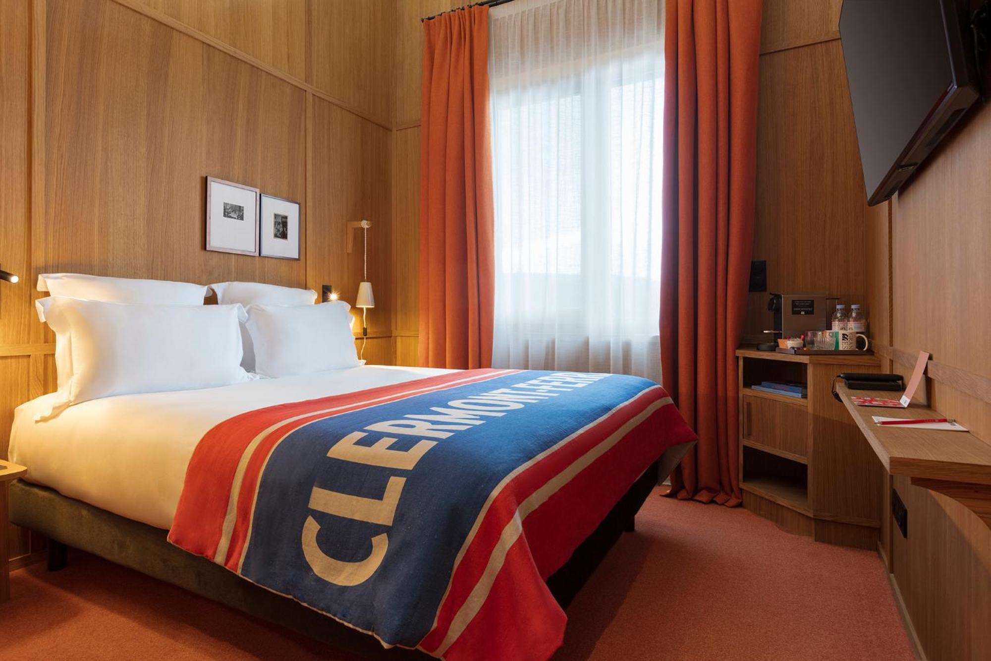 Double Height Room