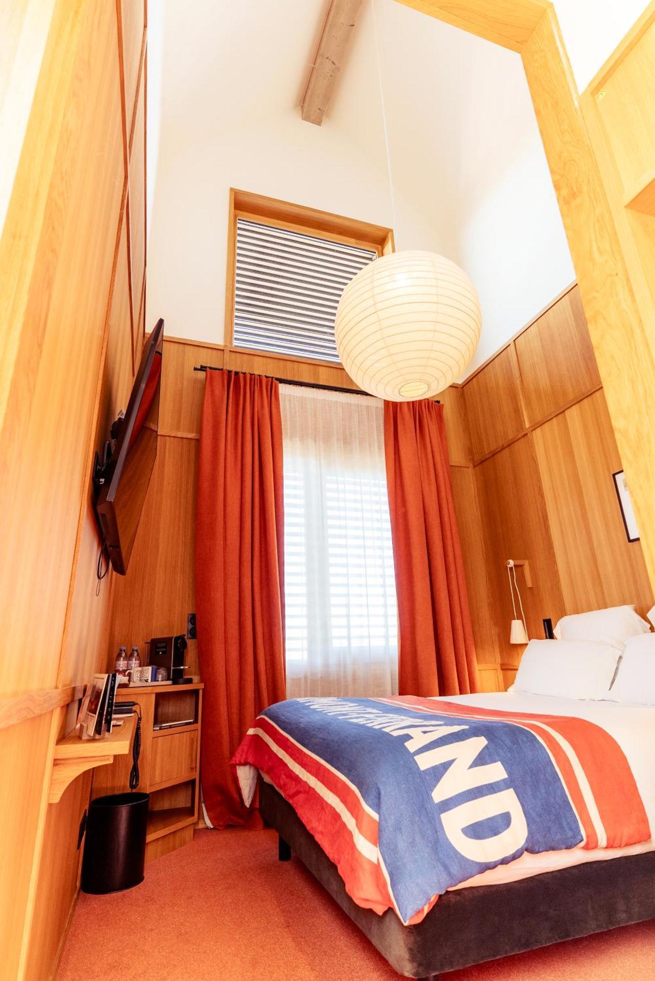 Double Height Room