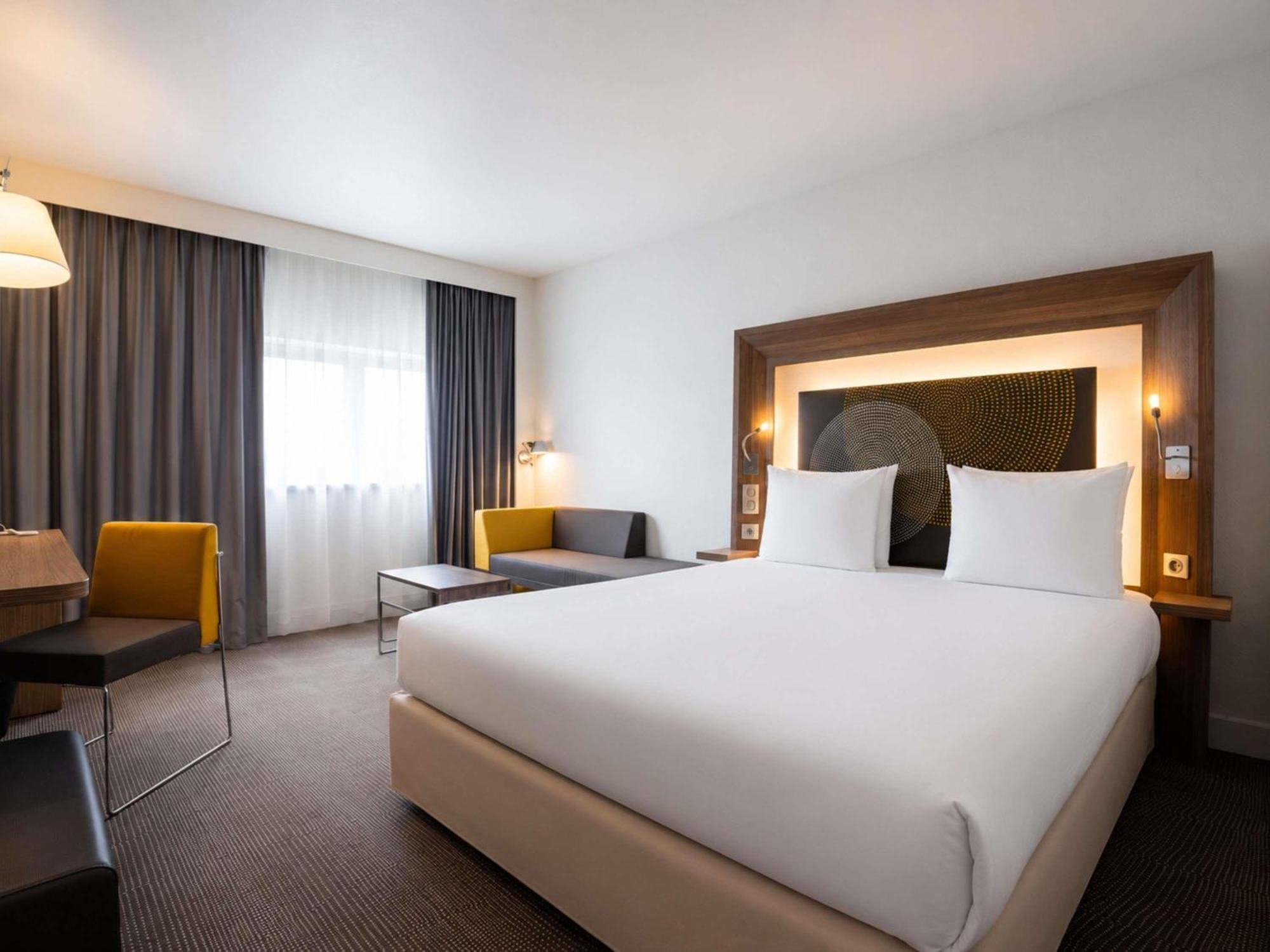 Executive Queen Room