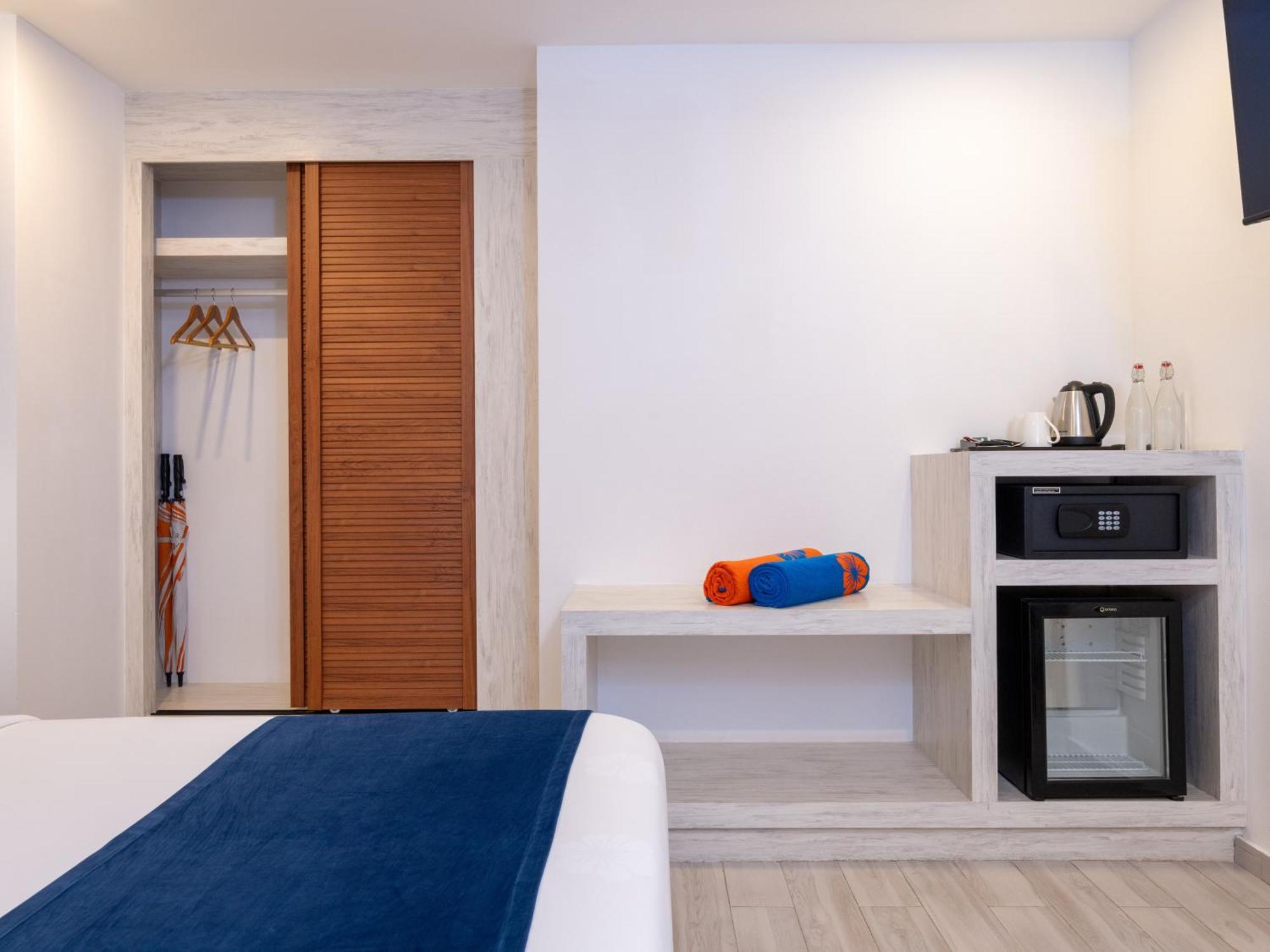 Standard Double Room Excludes Window Access