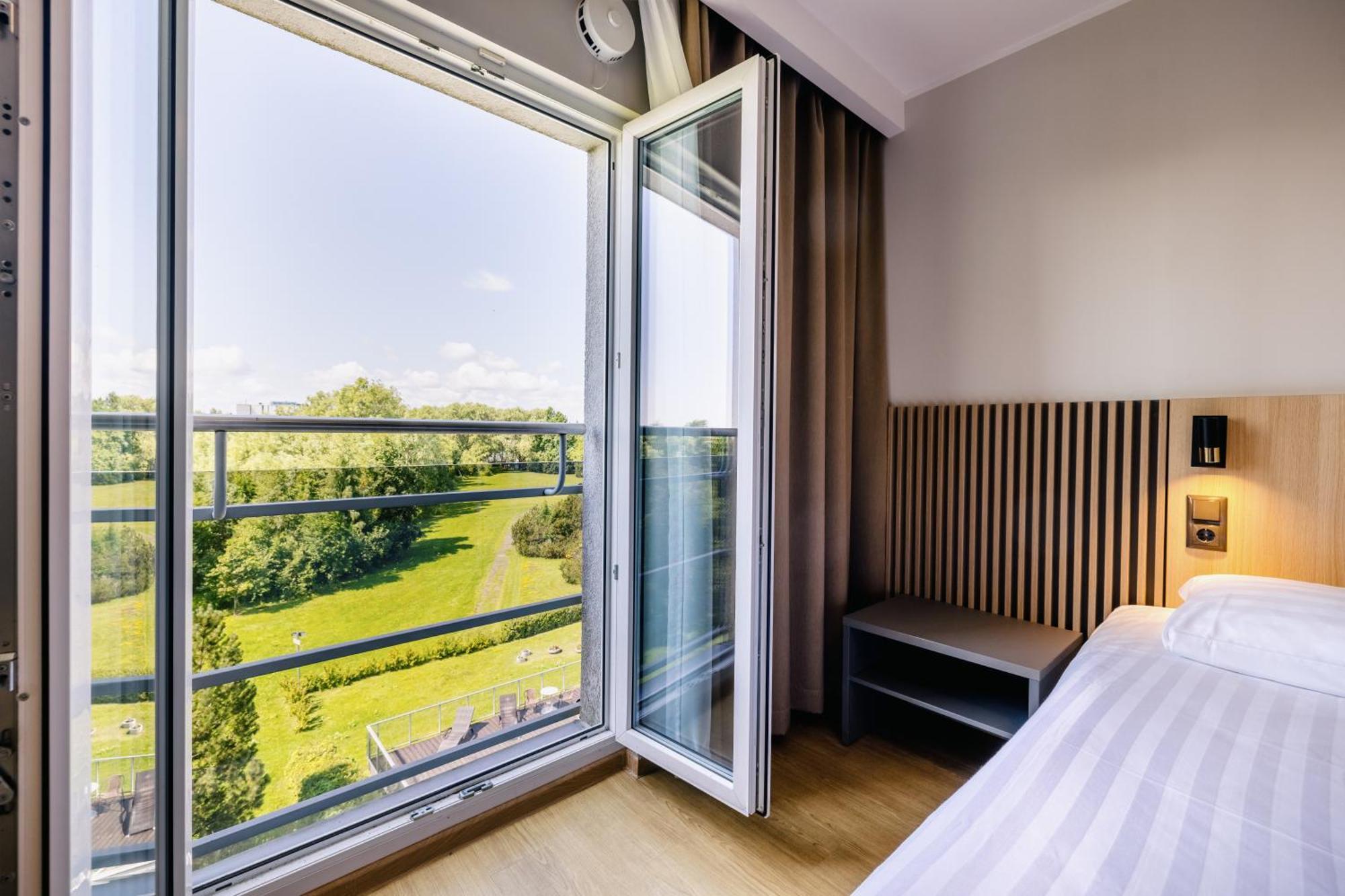 Standard Twin Room Spa Access