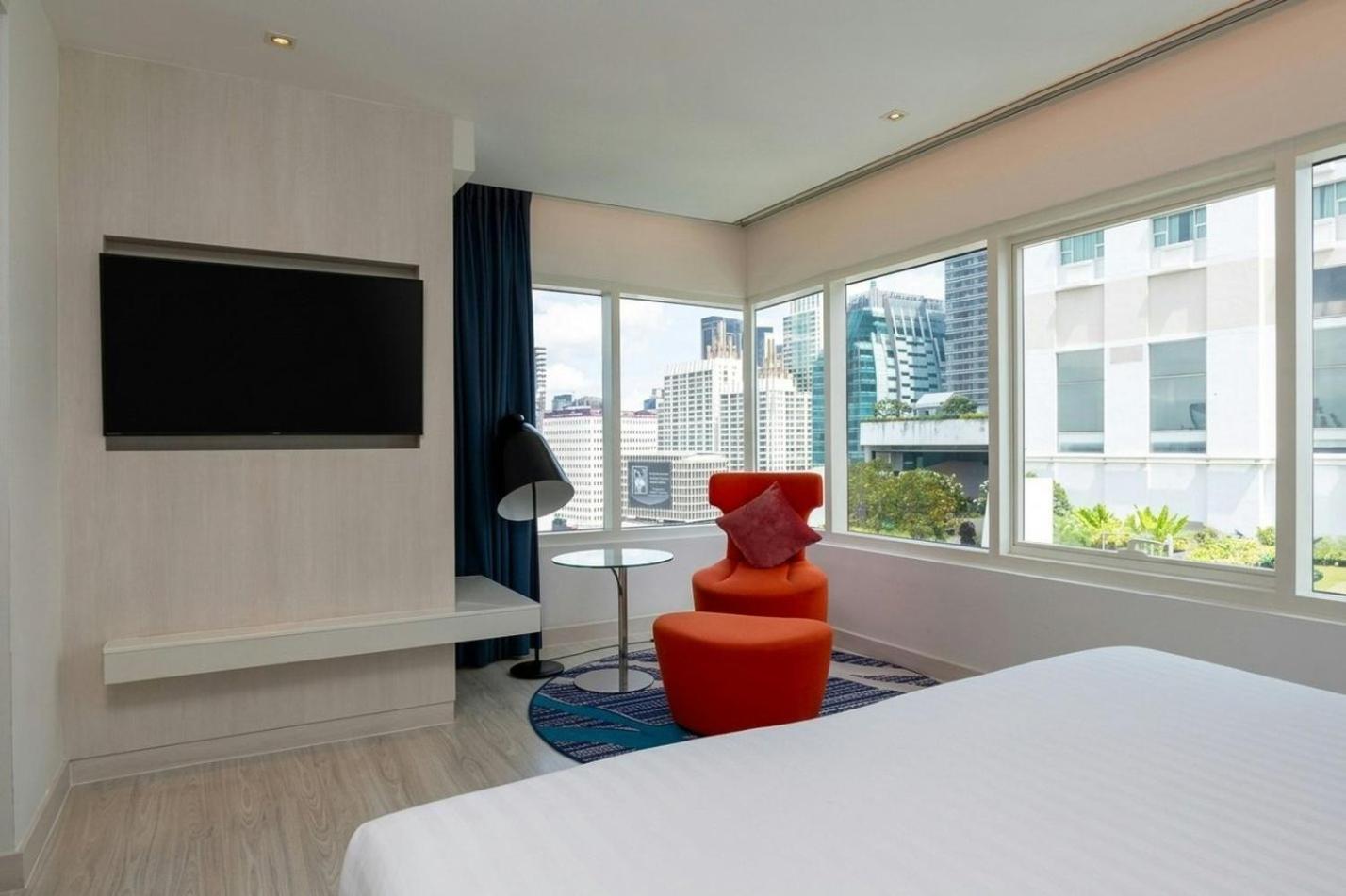 Deluxe One-Bedroom Suite