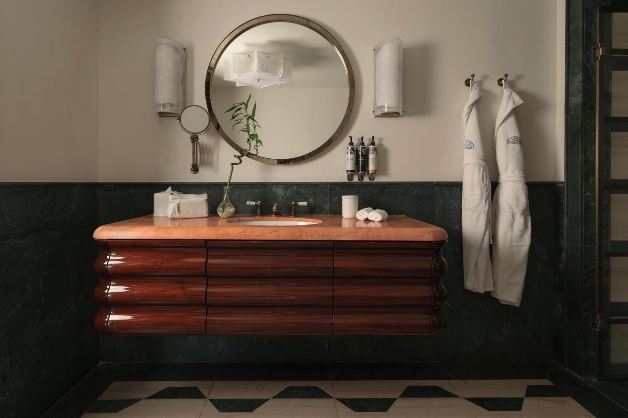 Palace View Suite