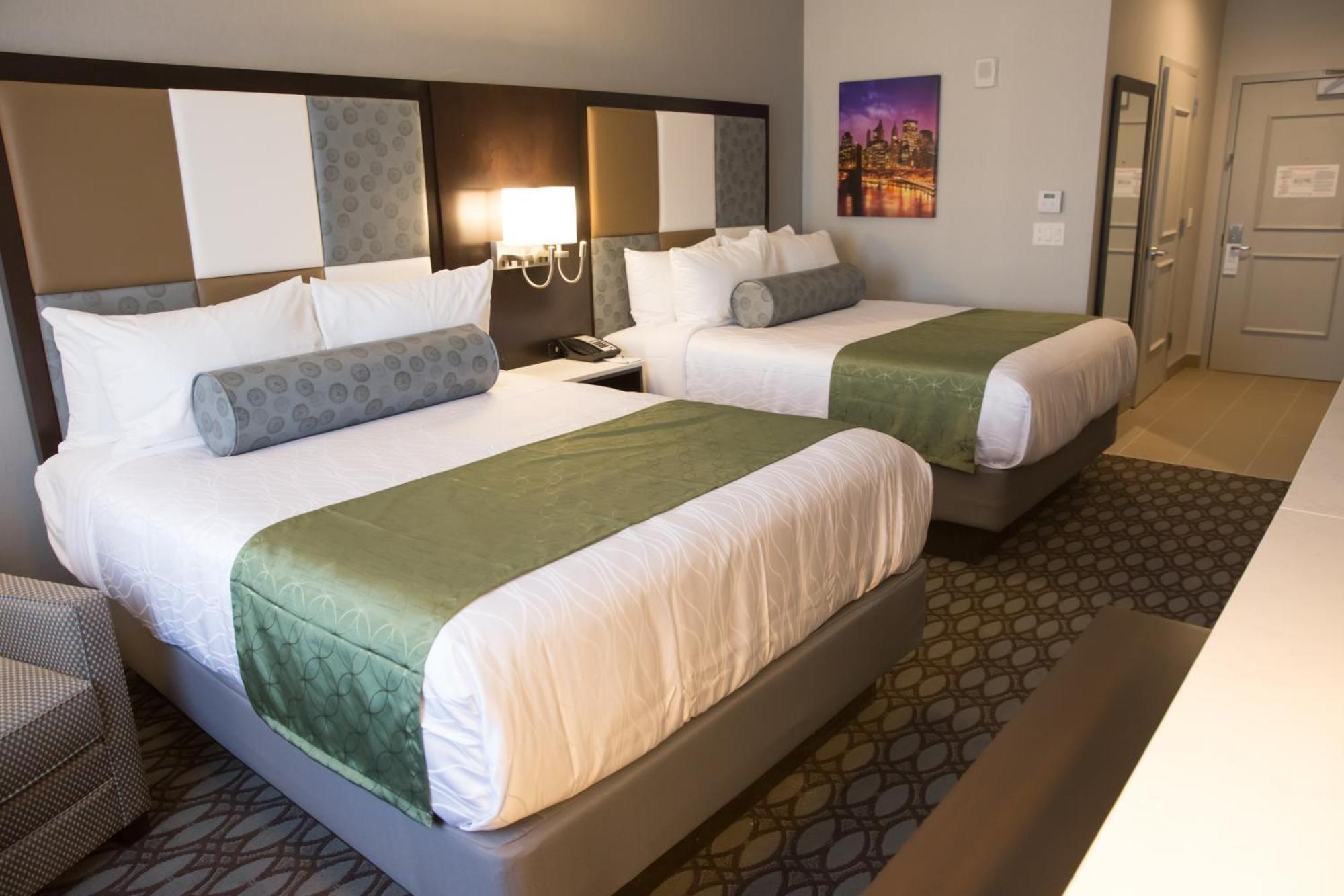 Queen Room Two Queen Beds Bathtub Disability Access or Non-Smoking