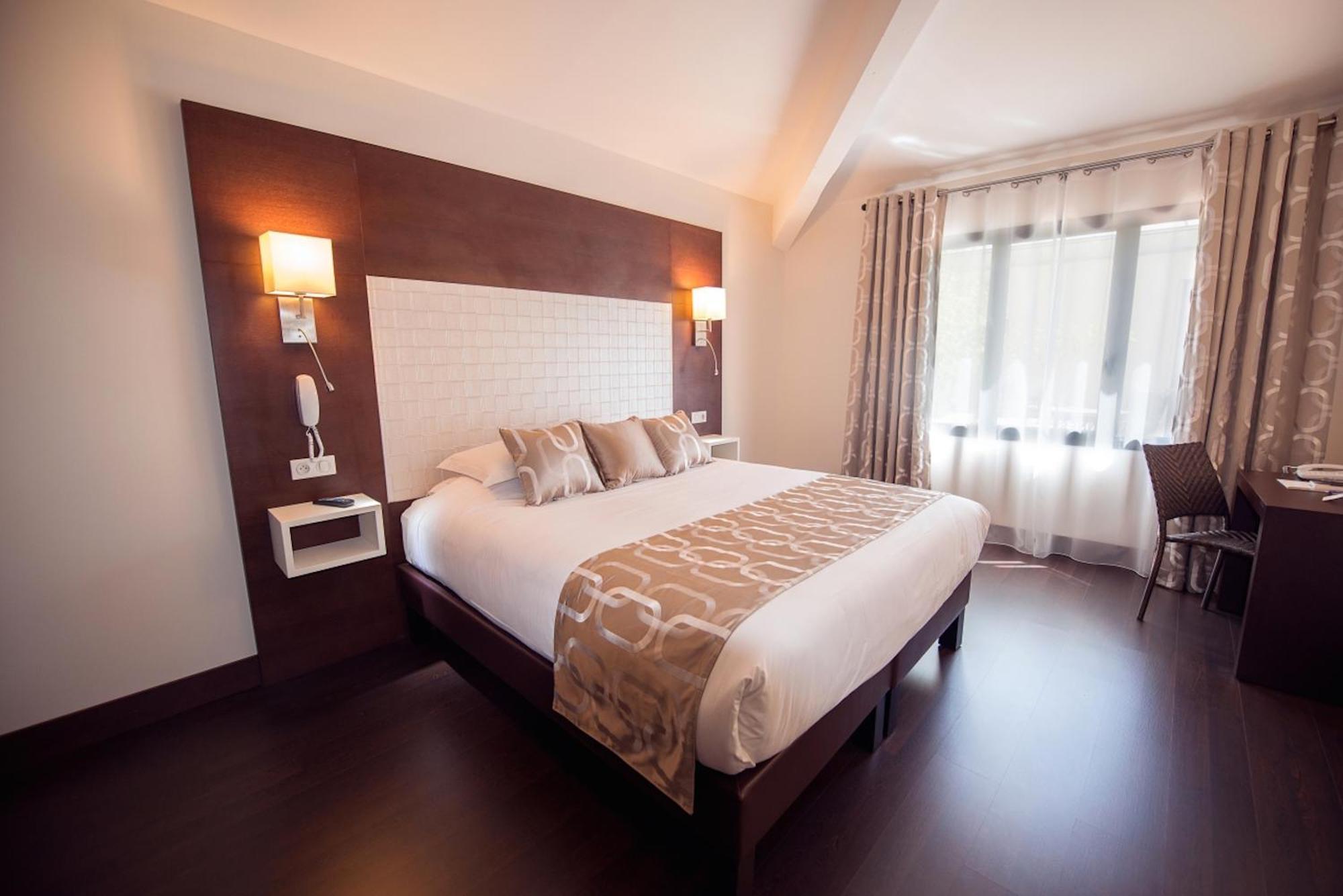 Privilege Room