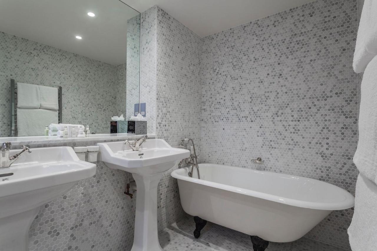 The House Junior Suite