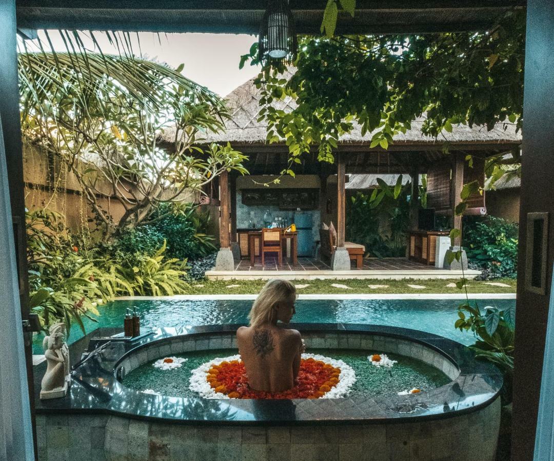 Honeymoon Pool Villa Daily Activities