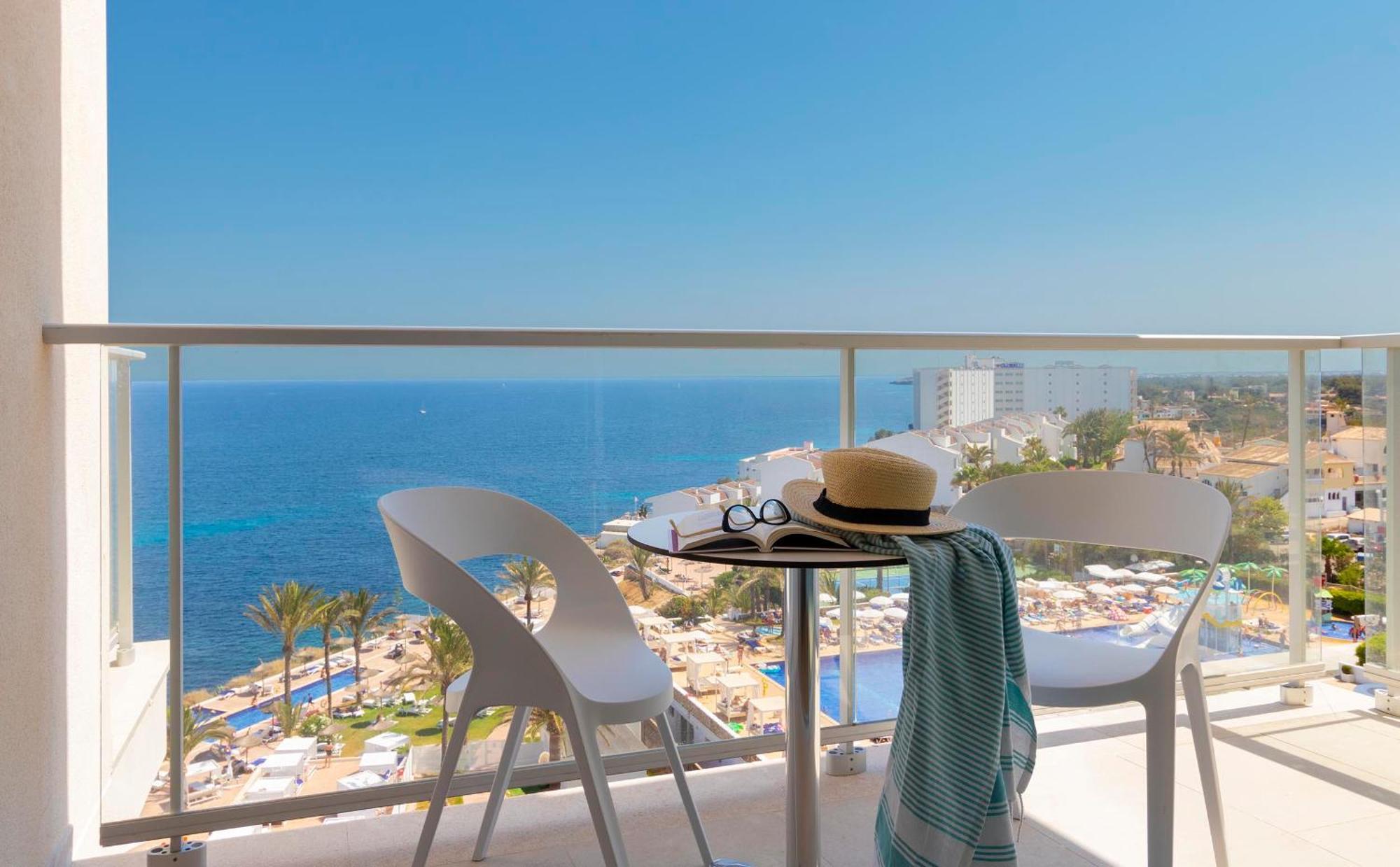 Premium Single Room Sea View