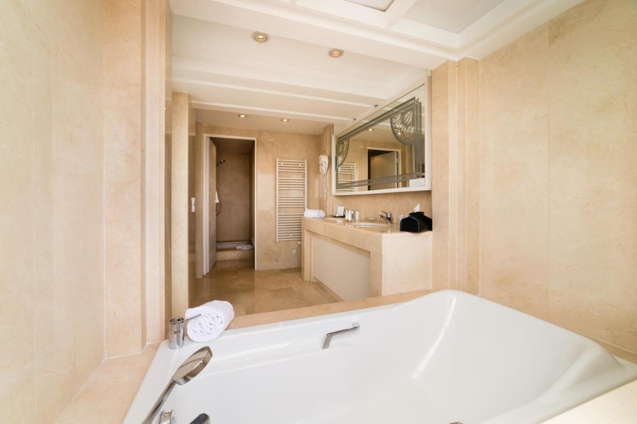Junior Suite City View