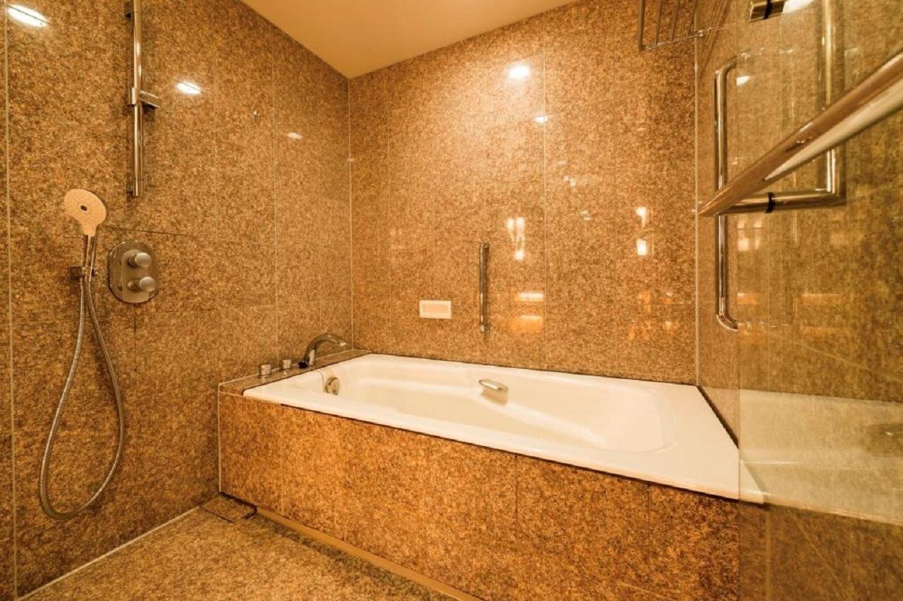 Superior Twin Room Standard Floor Non-Smoking