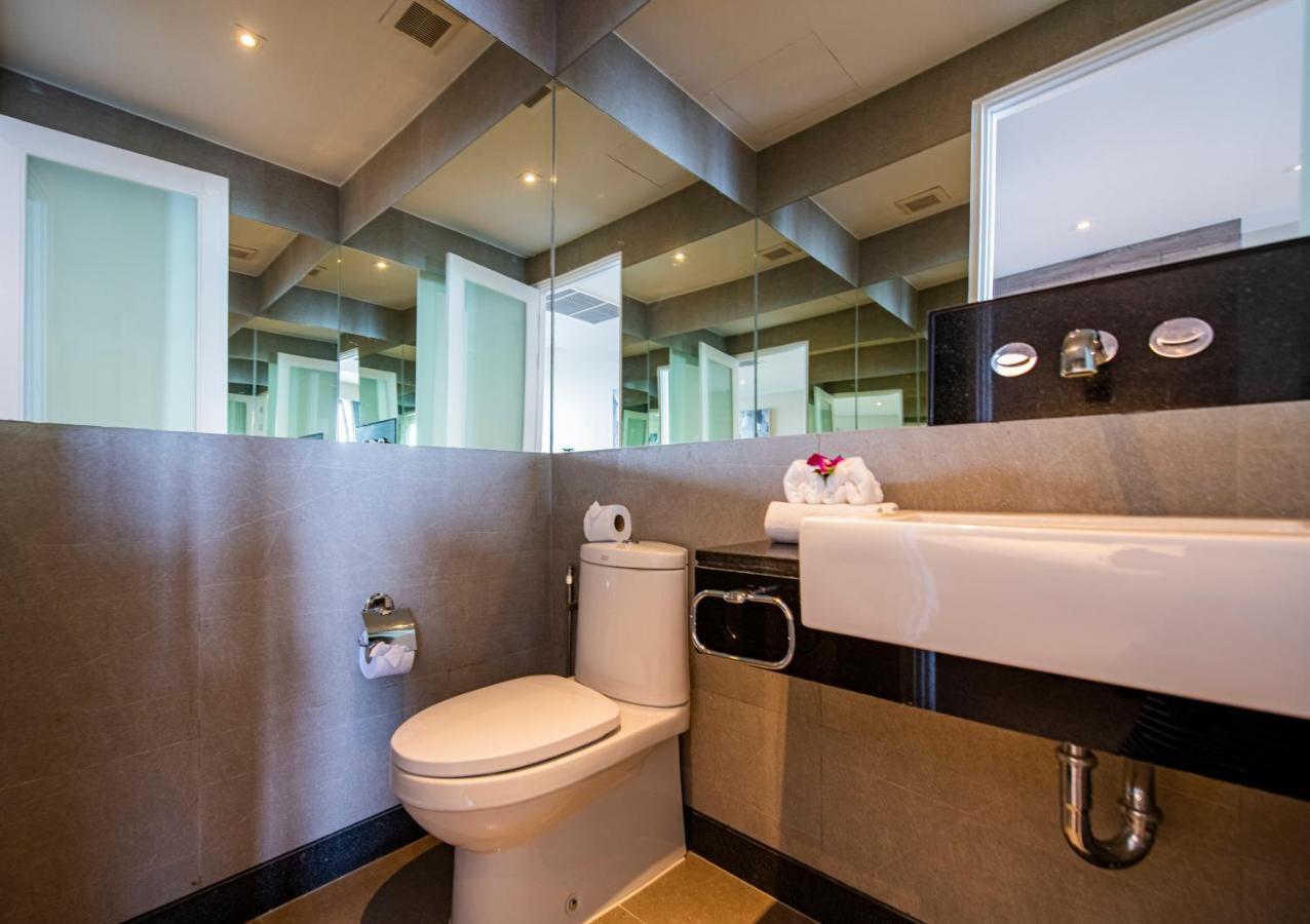 Executive Pool Penthouse Sea View