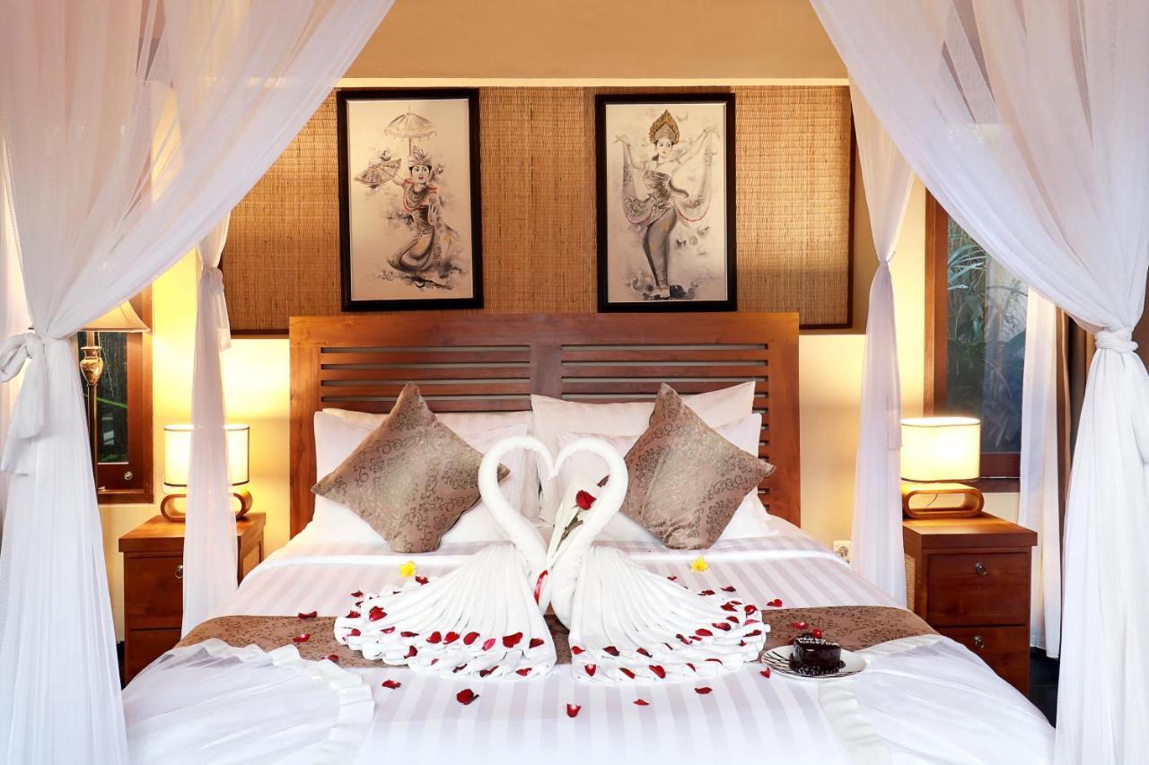 Honeymoon Pool Villa Daily Activities