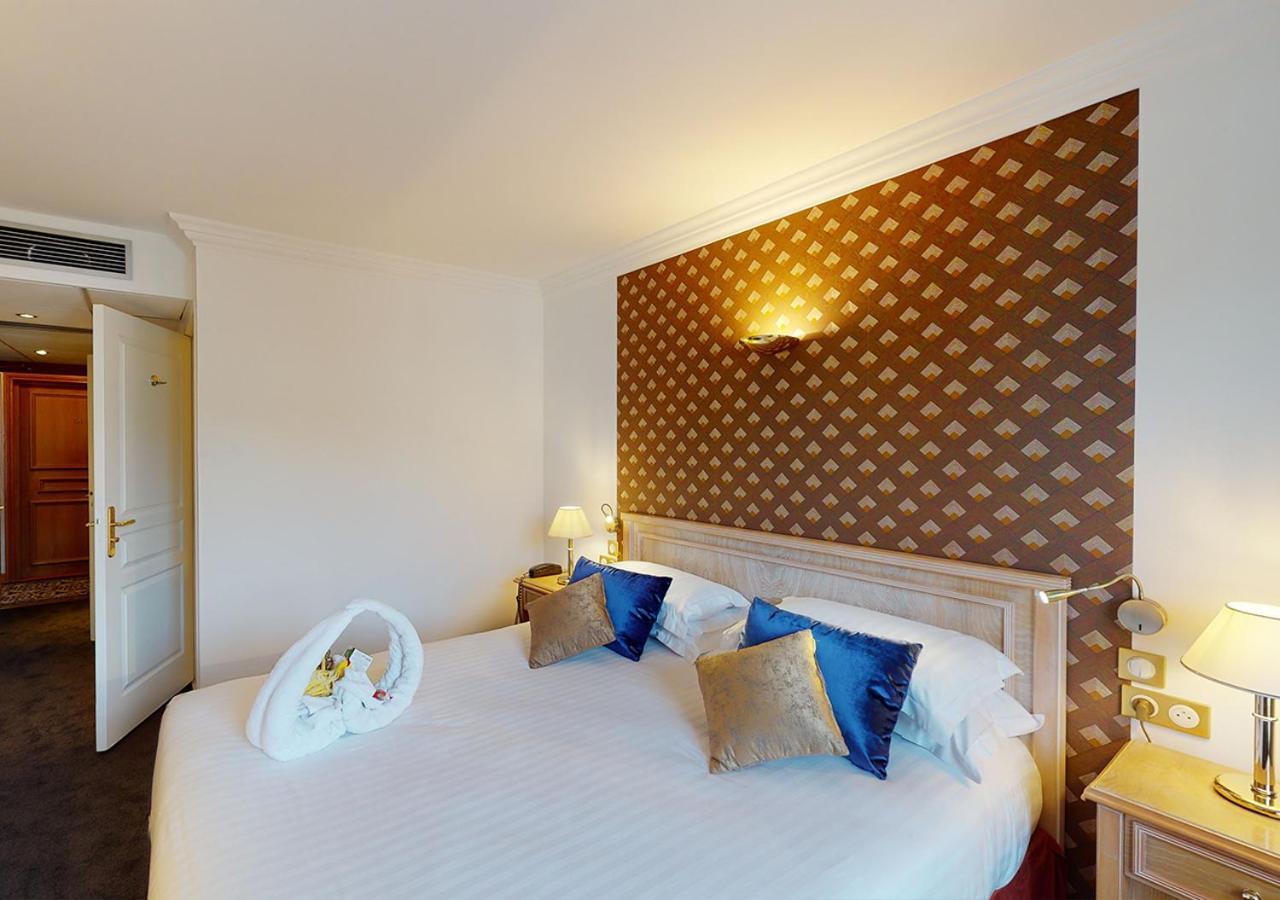 Superior Double Room City View