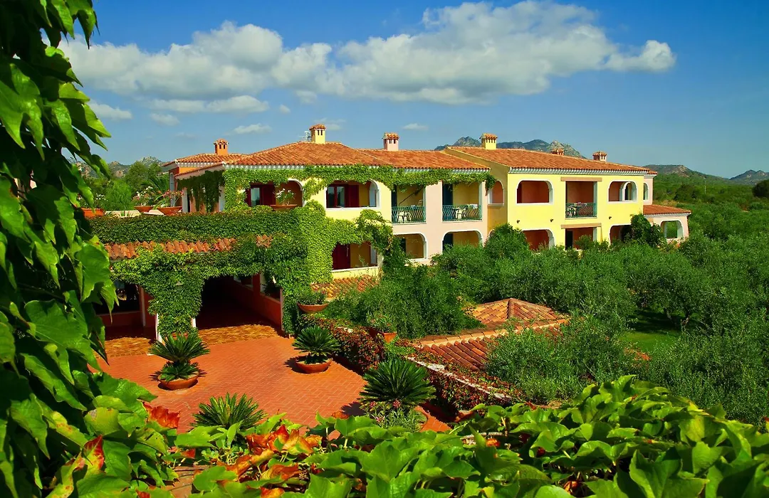 I Giardini di Cala Ginepro Hotel Resort-1