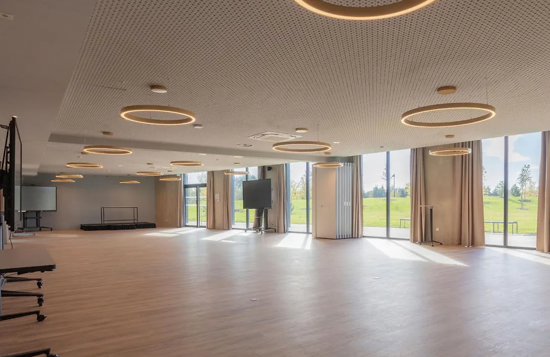 Ki Space Hotel & Spa - Near Disneyland Paris-1