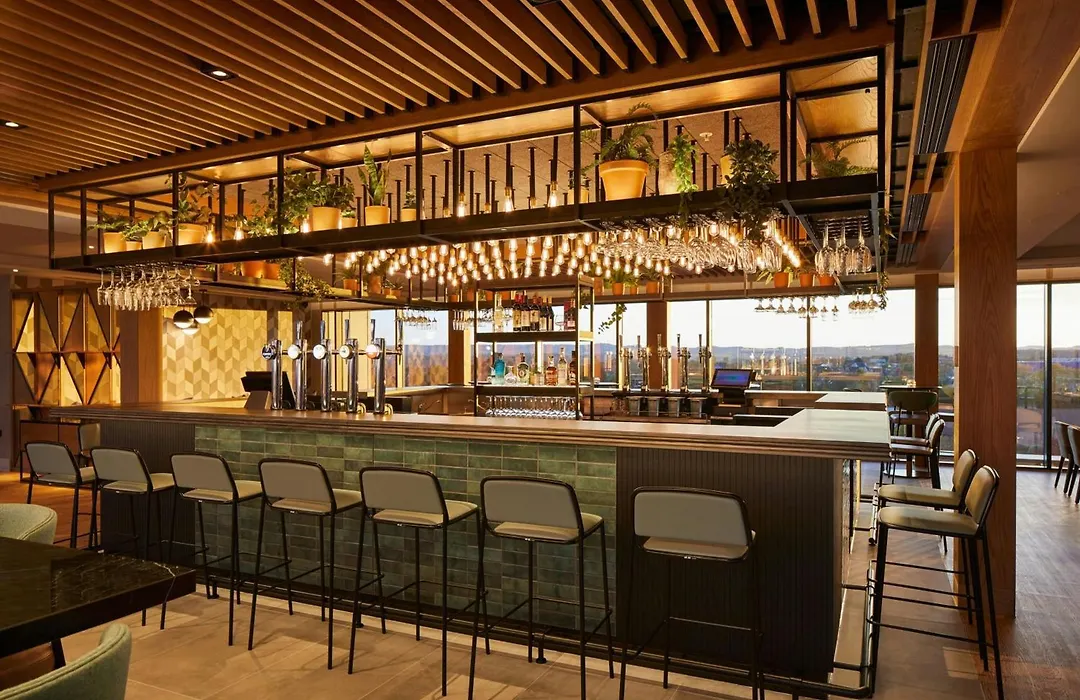 Courtyard By Marriott Exeter Sandy Park-1