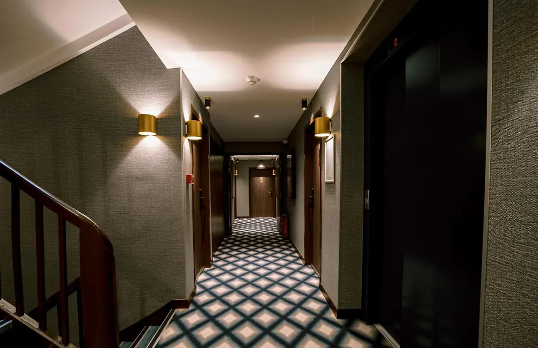 Urban Style Hotel Laperouse-1