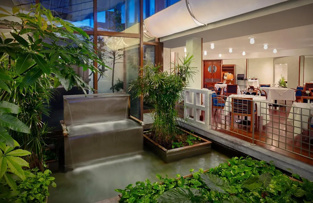 Crowne Plaza Milan Linate By Ihg-1