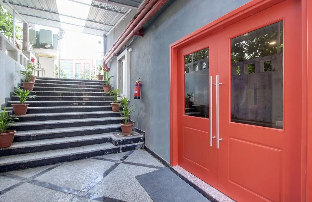 Super Townhouse Rcc Majestic 397 Lb Nagar-1
