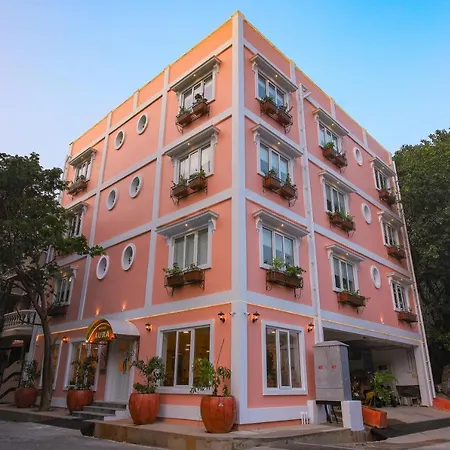 Hotel Aura By Woco Stays-3