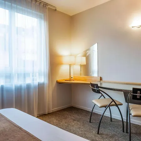 Quality Hotel Pau Centre Bosquet-3