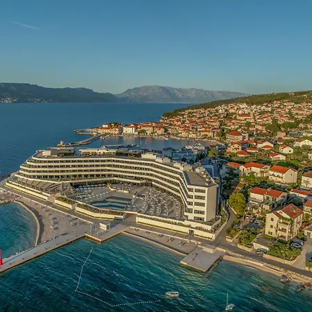 Grand Hotel View-2