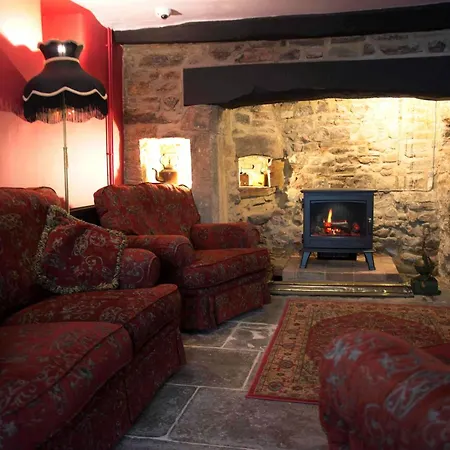 The Old Vicarage Hotel & Restaurant-3