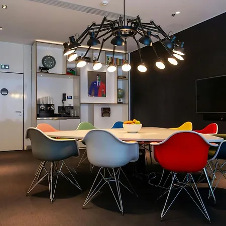 Citizenm Paris La Defense-2