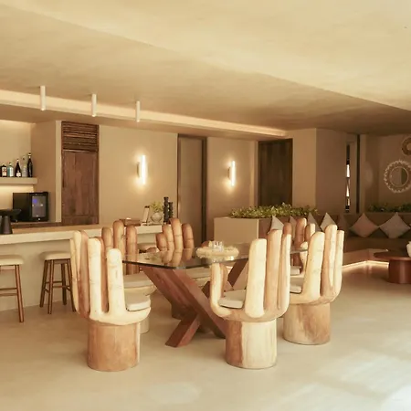 Cafe Del Mar Phuket - Suite & Penthouse-3