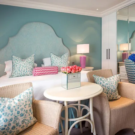 Roslin Beach Hotel-3