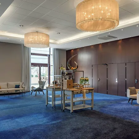 Hotel Évian-les-Bains by Leonardo Hotels-3