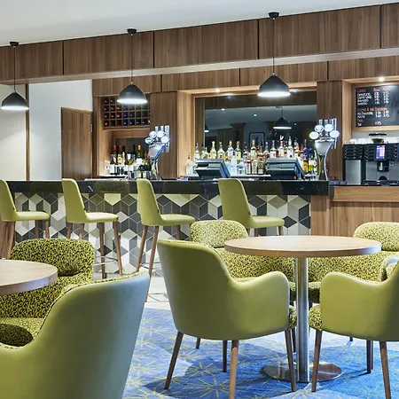 Leonardo Hotel Cheltenham-3