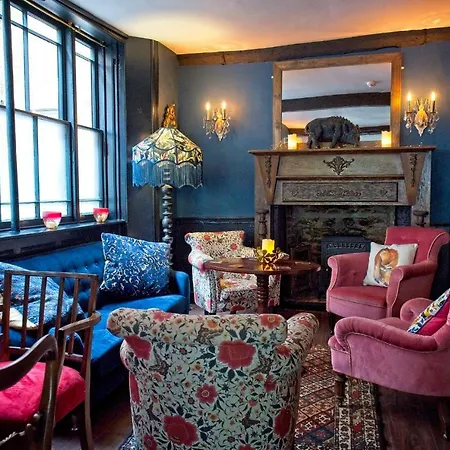 The Old Vicarage Hotel & Restaurant-2